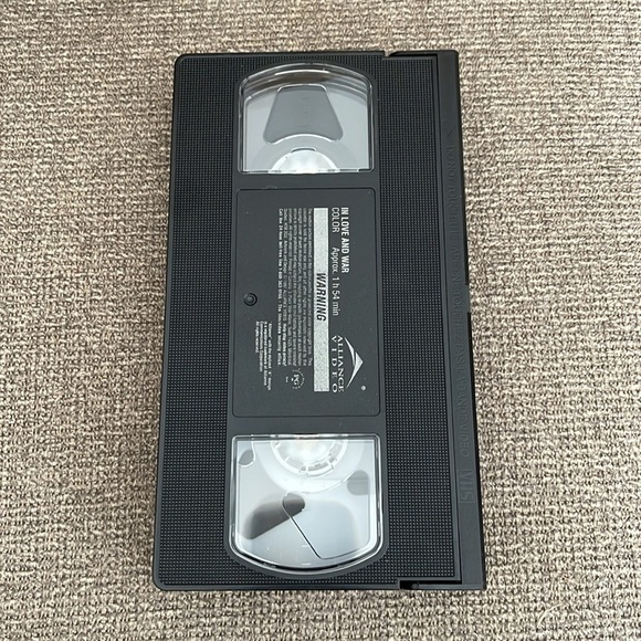 5/$25 In Love and War VHS Tape Movie Romance 1996 Sandra Bullock Chris O’Donnell - Picture 3 of 4